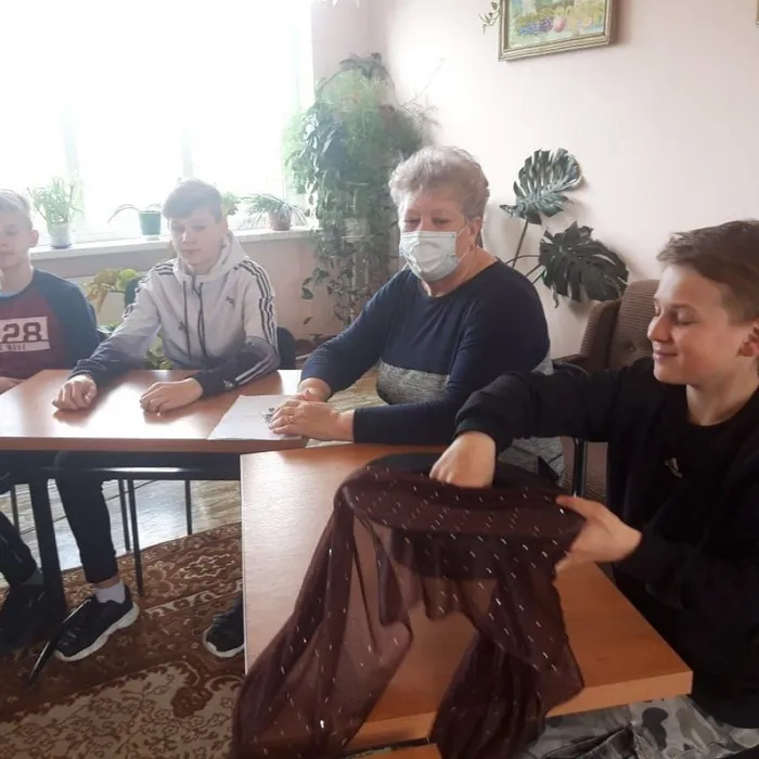 Нам вместе строить и жить 7