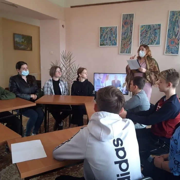 Нам вместе строить и жить 1