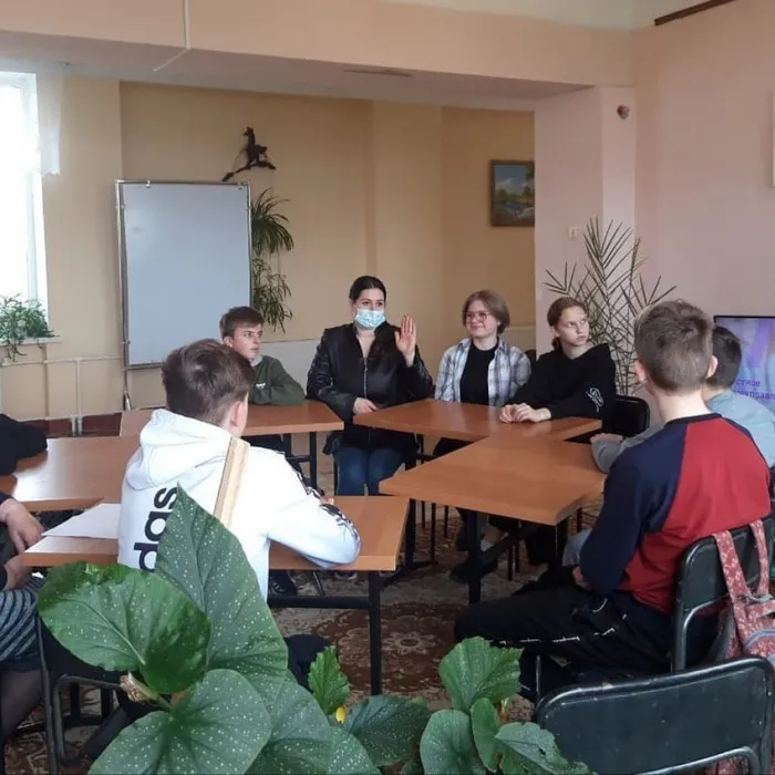 Нам вместе строить и жить 3
