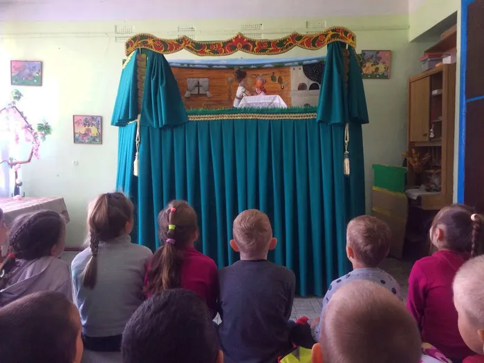 Кукольное представление.jpg