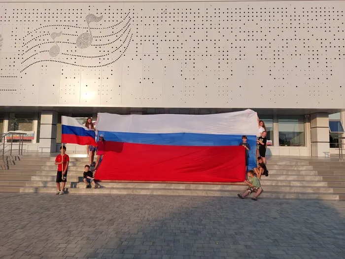 Развертывание флага России